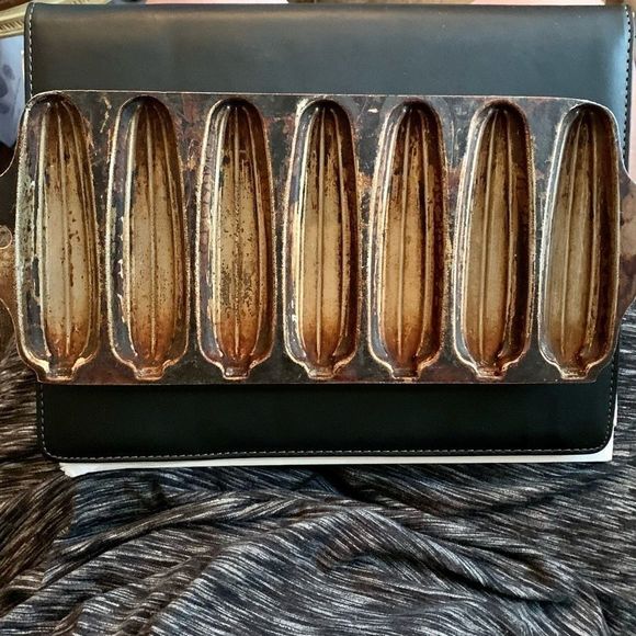 Vintage Wearever Cornbread Corn Pan - Picture 5 of 16